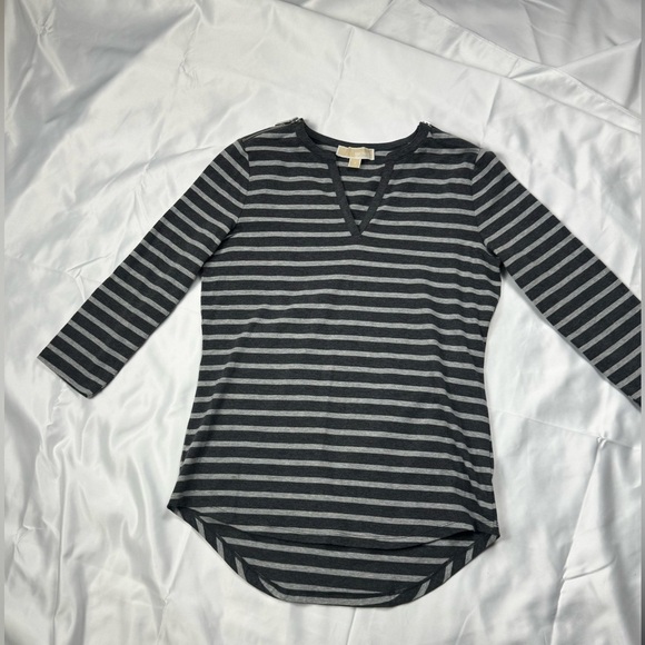 Michael Kors Dark & Light Grey Striped Quarter Sleeve Shirt SM - Silver Zippers - Picture 11 of 16